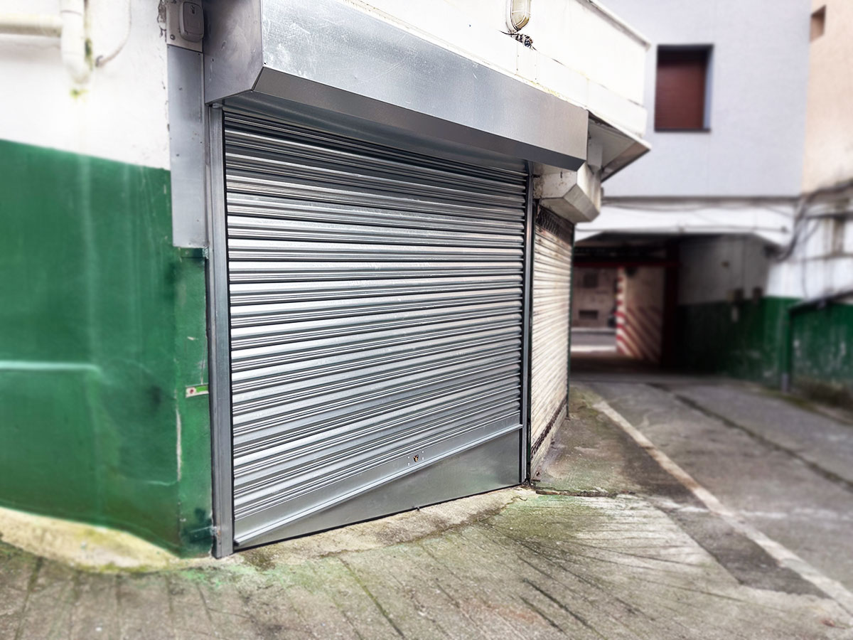 Persiana enrollable automática en Pasajes (Gipuzkoa) - Puertas Merino